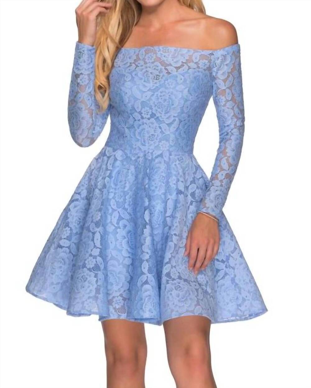 NEW LA FEMME short a-line lace homecoming dress in cloud blue